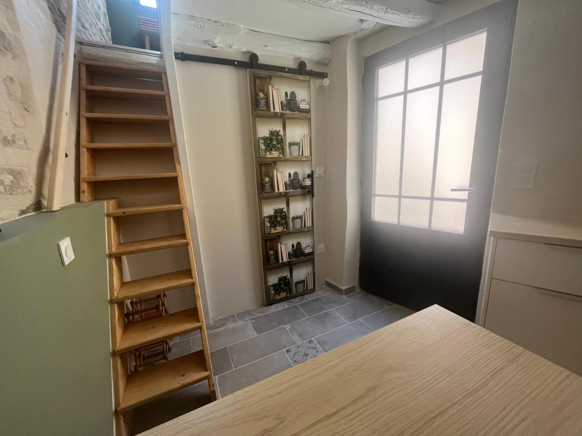 Le Duplex Studio Centre De Nimes Avec Clim Zewnętrze zdjęcie